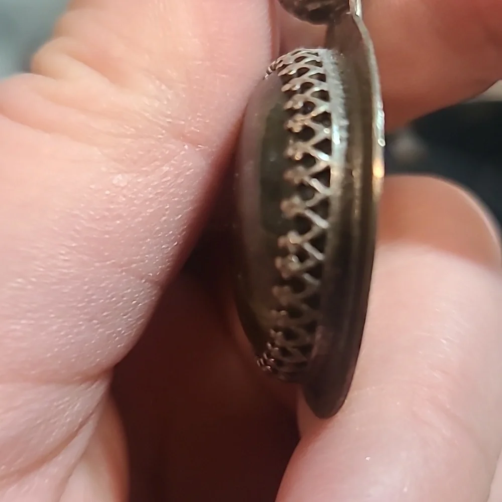 OOAK dragon eye labradorite pendant - Picture 4 of 7